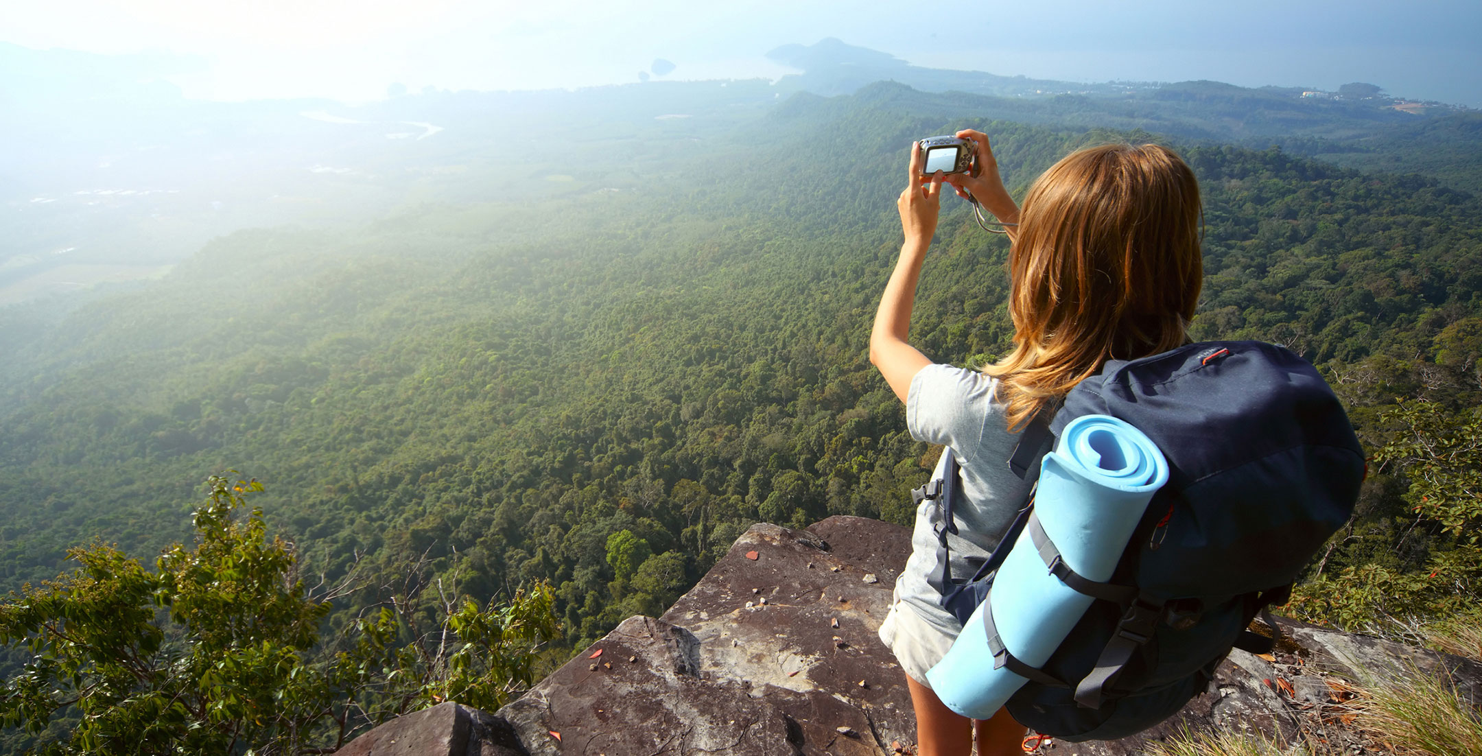 Girl-hiking-taking-picture2160