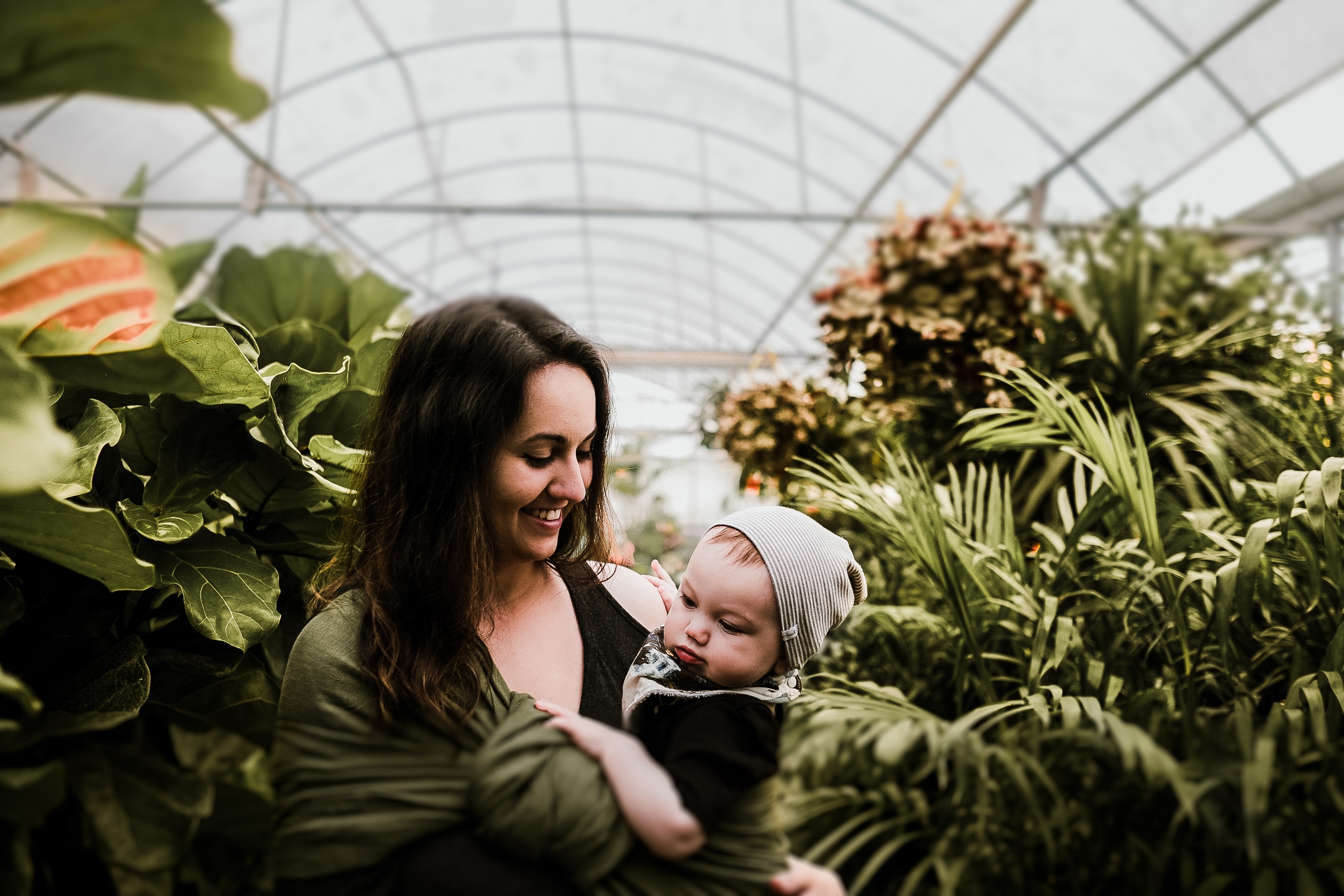 What Is The Average Age Of First Time Mothers?
