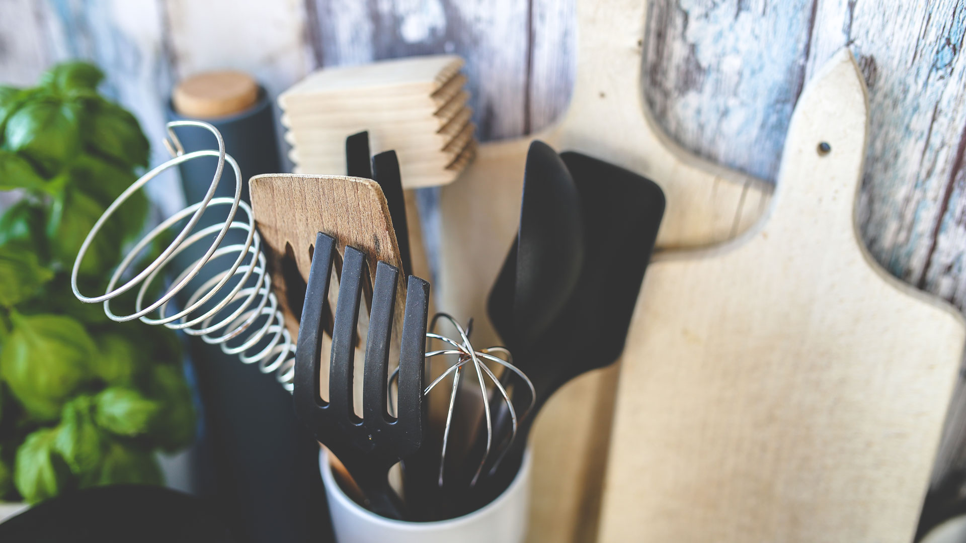 Kitchen utensils
