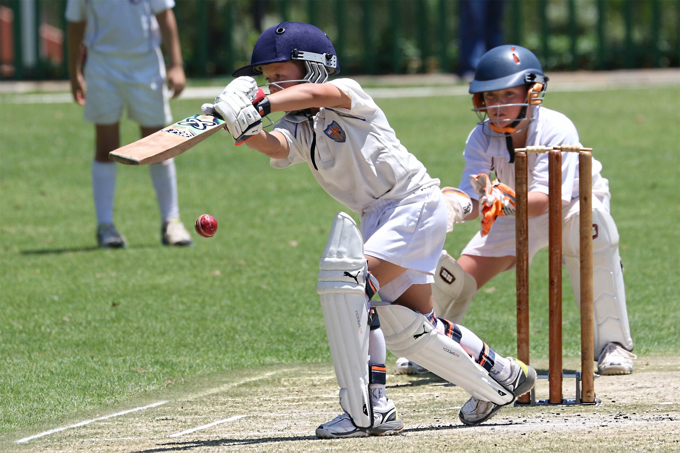 boys-playing-cricket2160