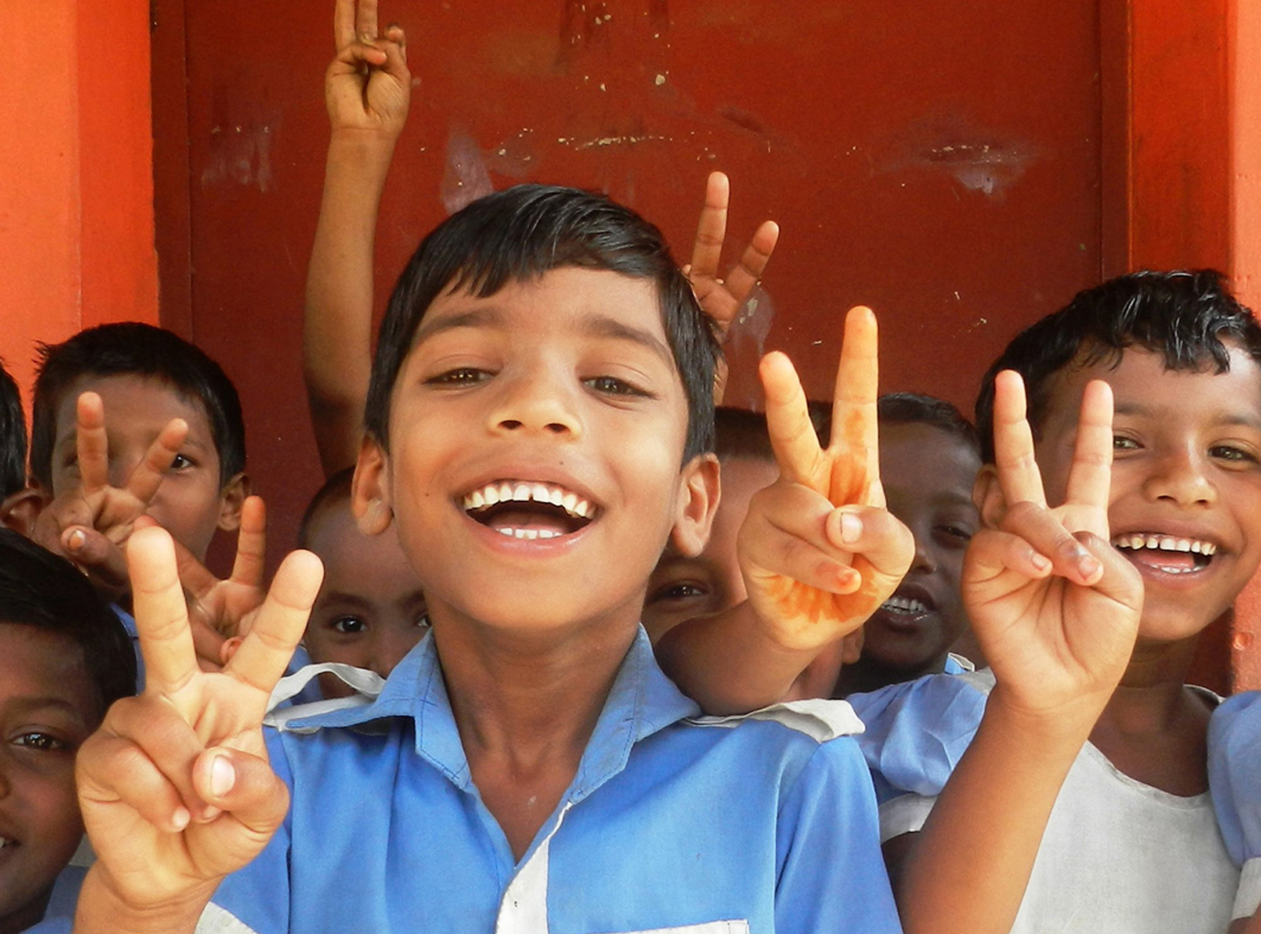 TEAR CROP2promo__category-gifts-which-support-education