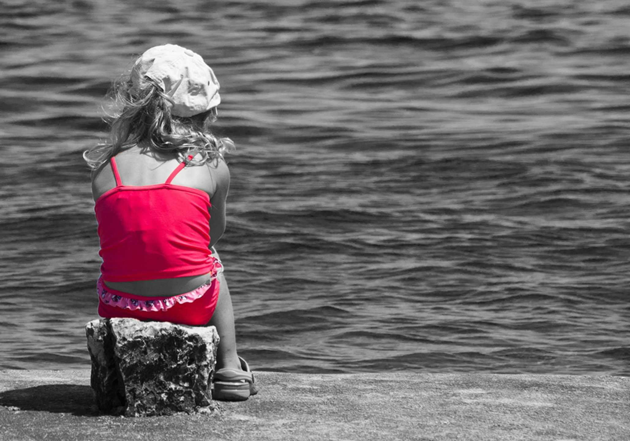 sad-girl-by-sea1440
