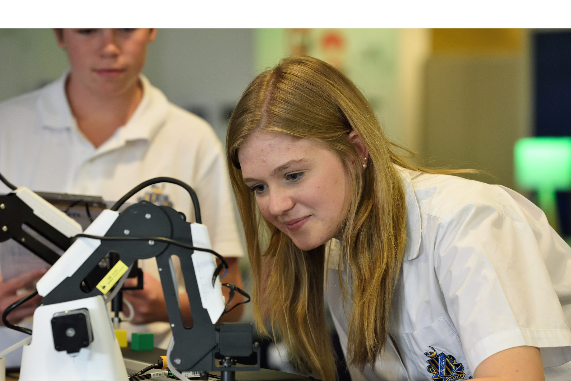 stem-t4lhigh-school-robotics2160