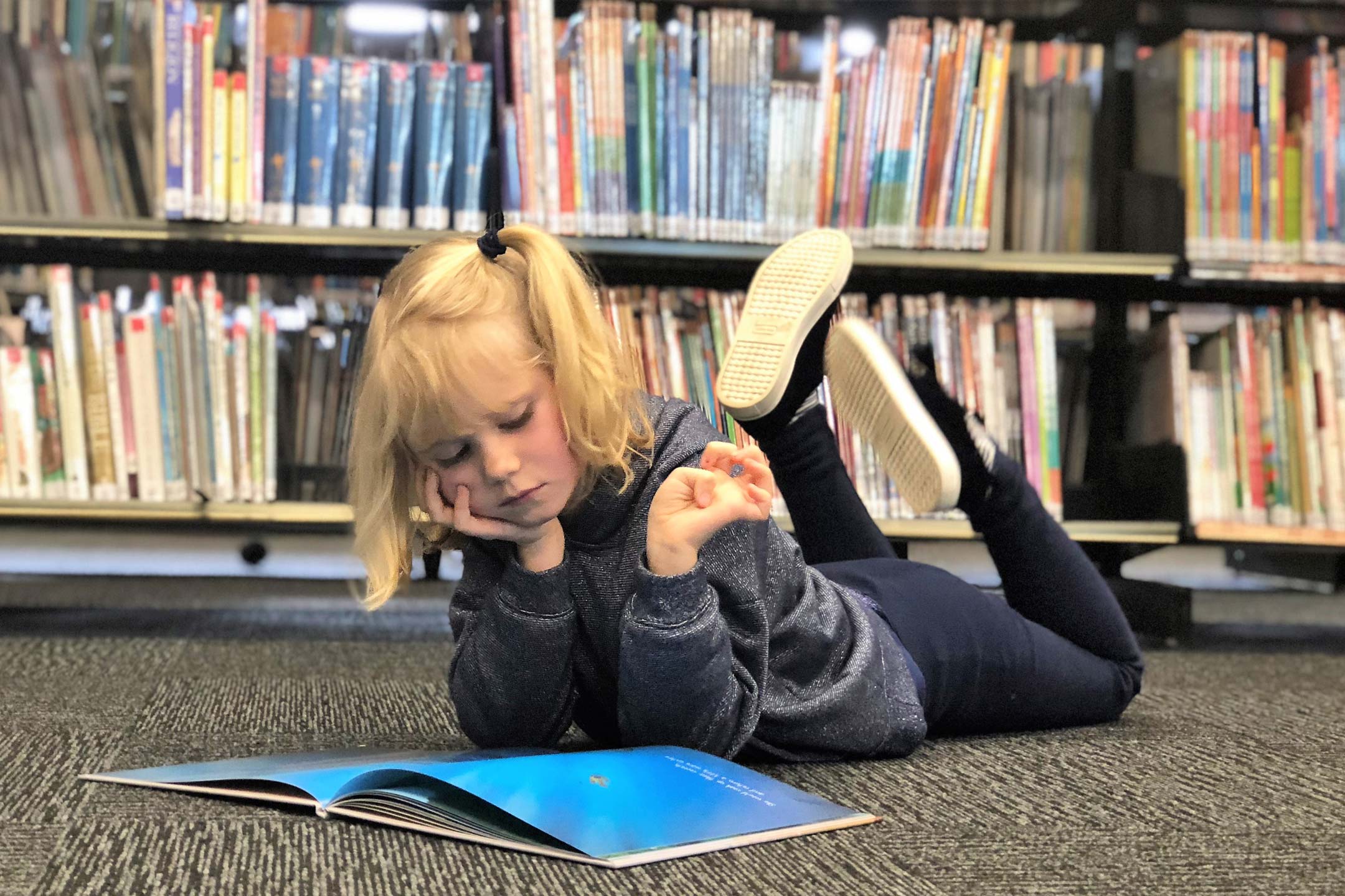 Megans-daughter-library2160