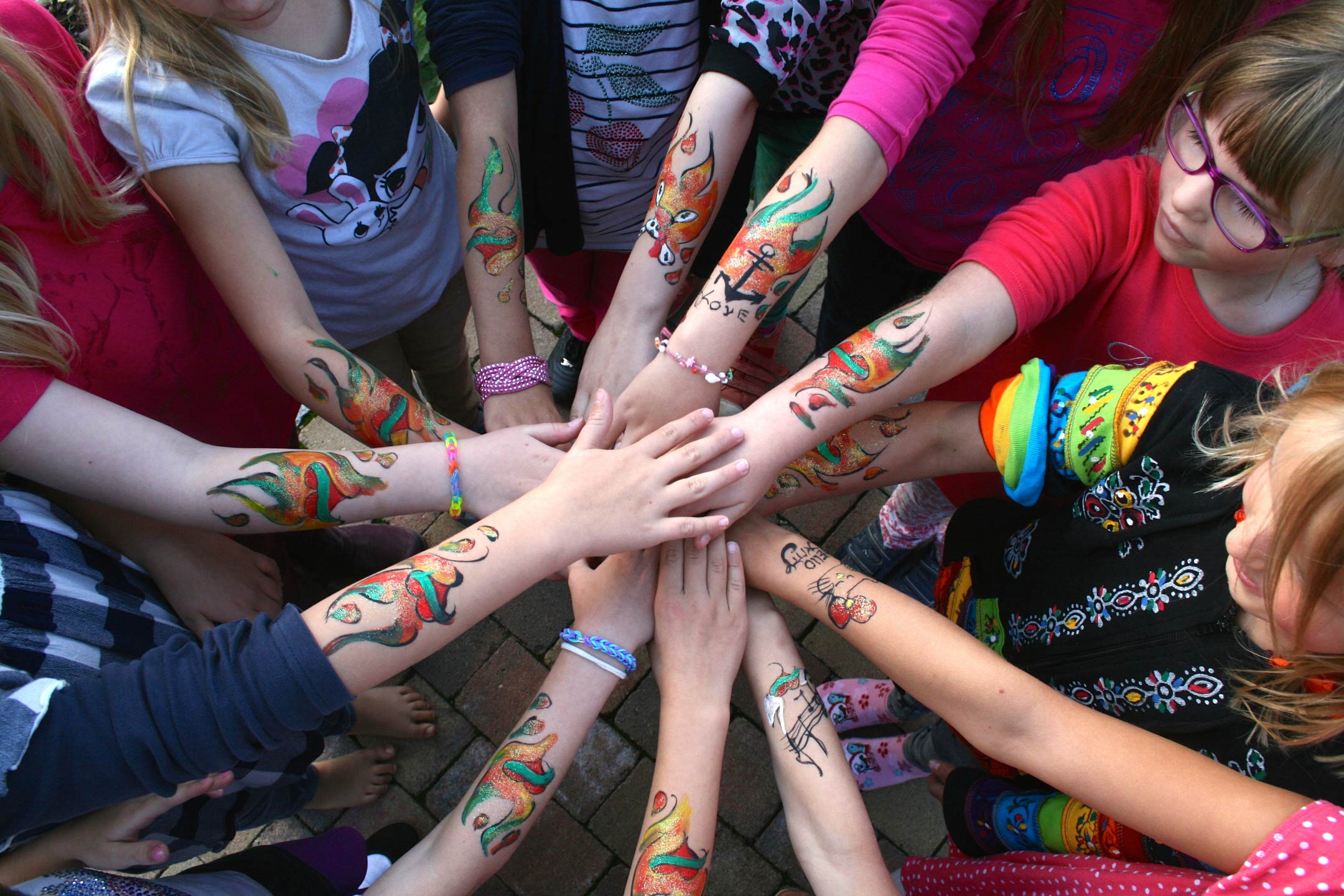 girls-climate-mates2160