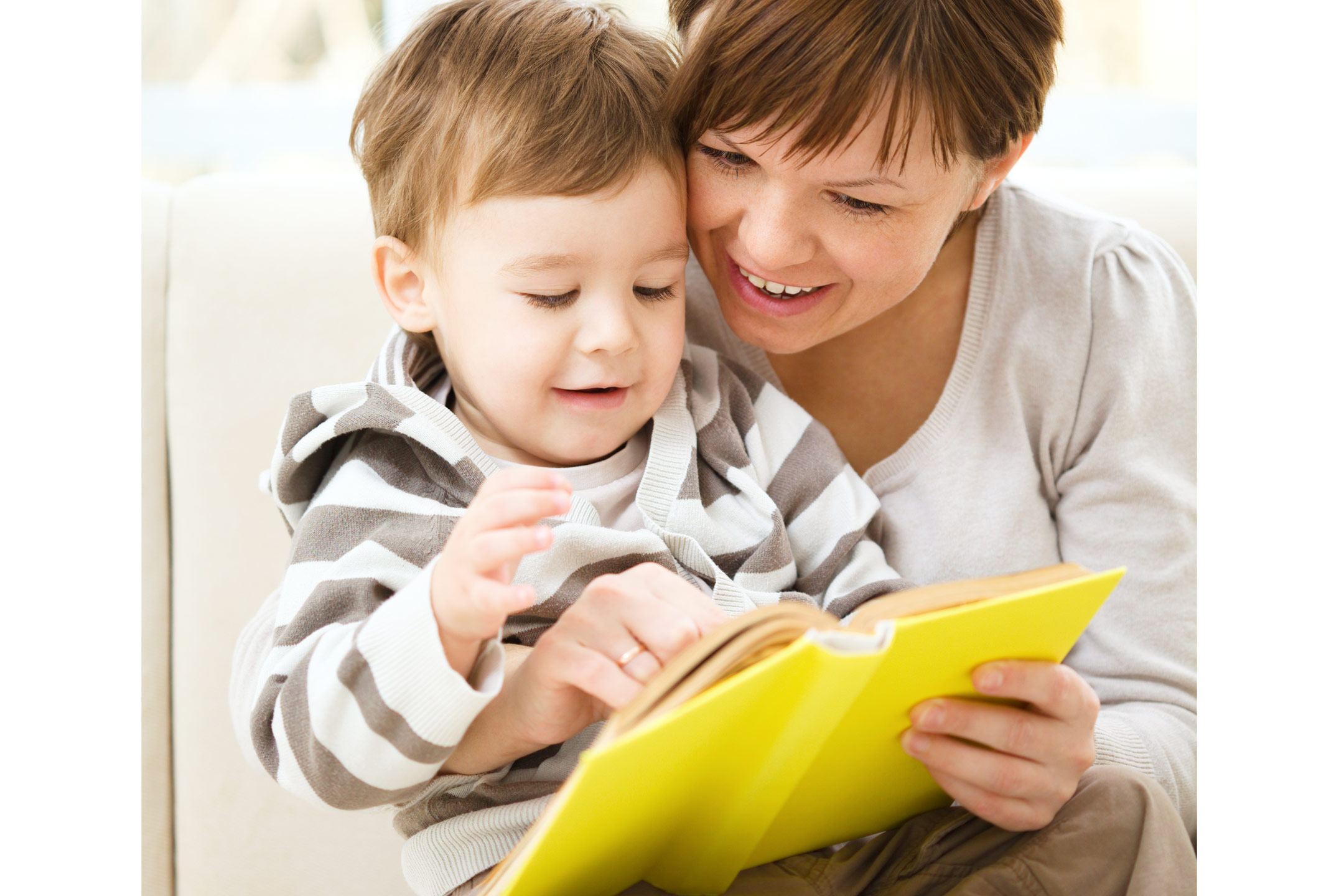 mother-son-reading2160