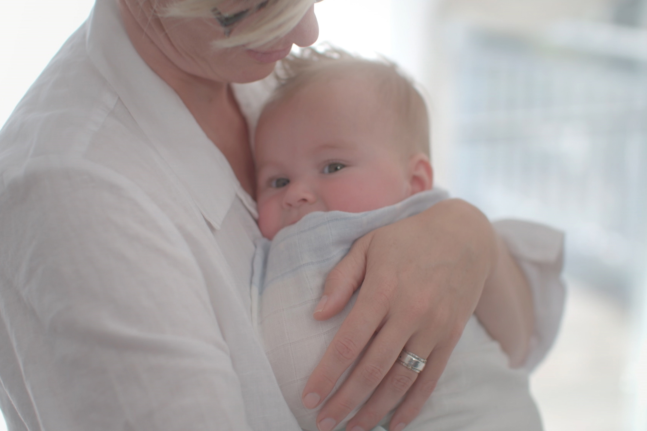 cotton-swaddle2160