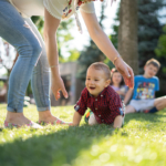Toddler-outdoor-grass2160