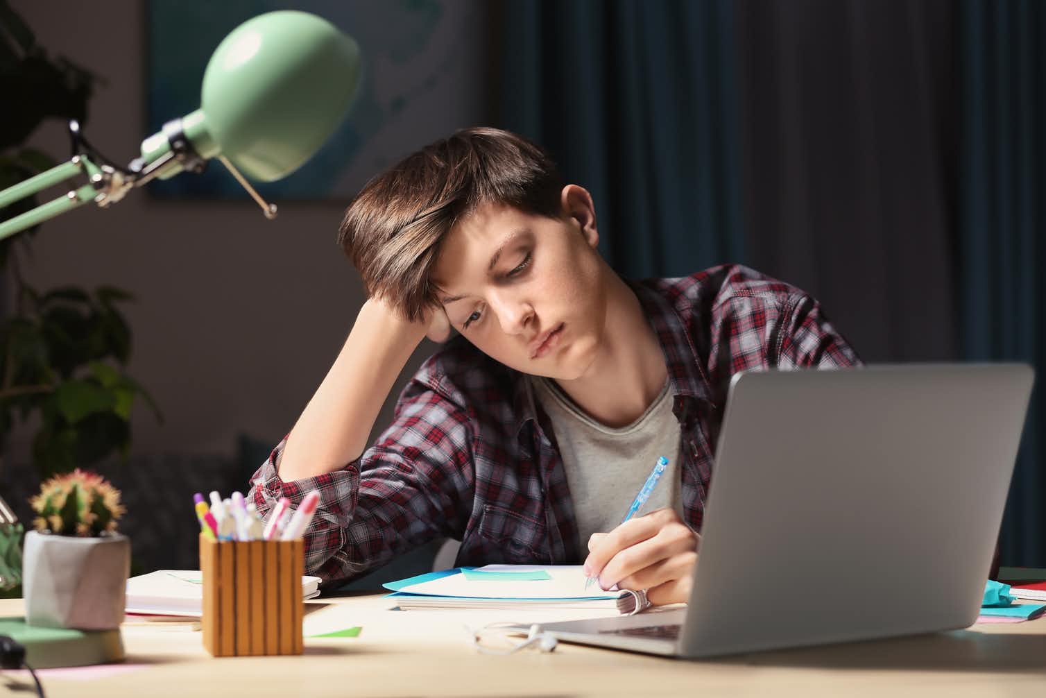 boy-teen-homework