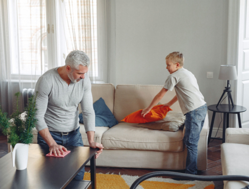 father-son-cleaning2160