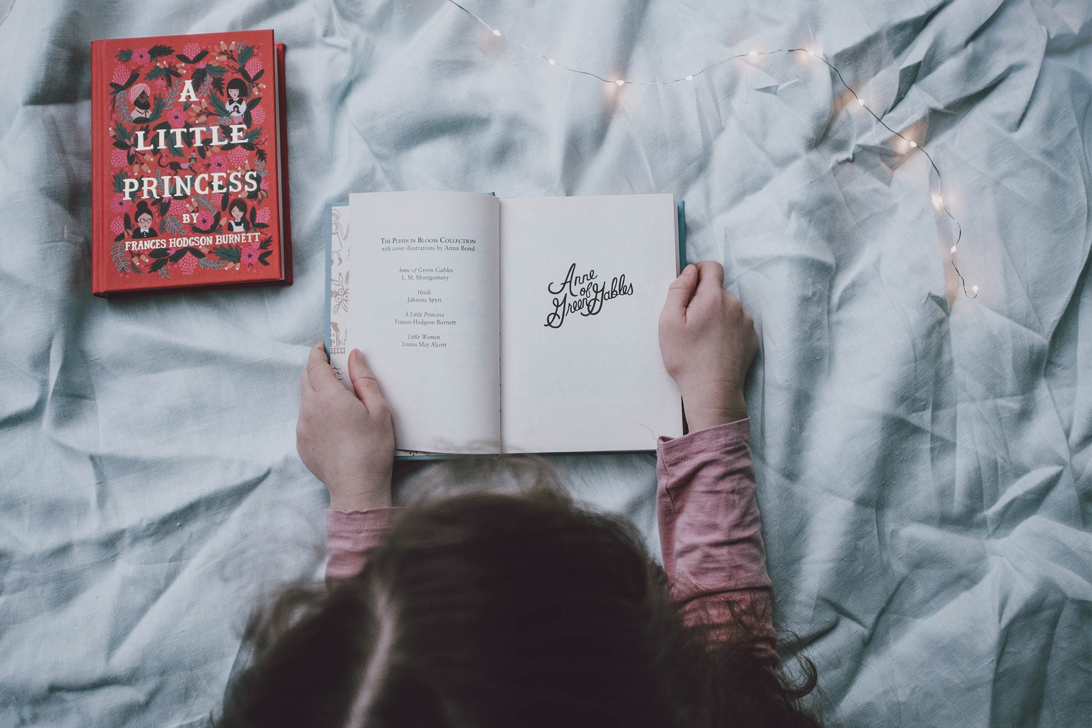 girl-hands-reading-book2160