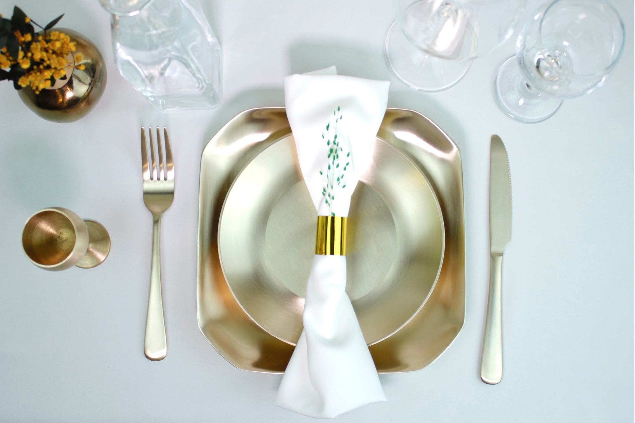 plates-cutlery-tabel-setting2160