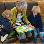 reading-book-two-boys-grandma2160