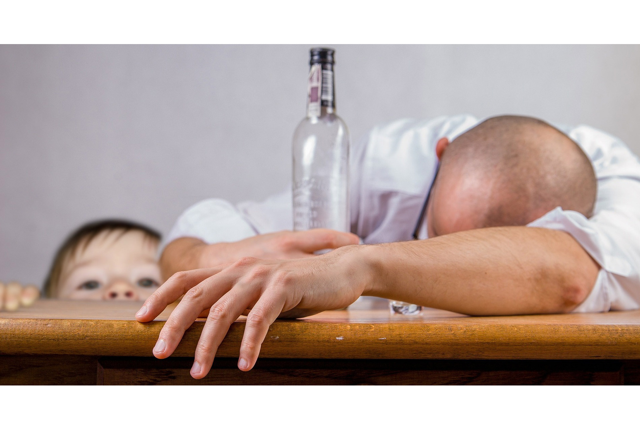 alcoholic-family-violence2160
