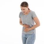 woman-stomach-pain2160