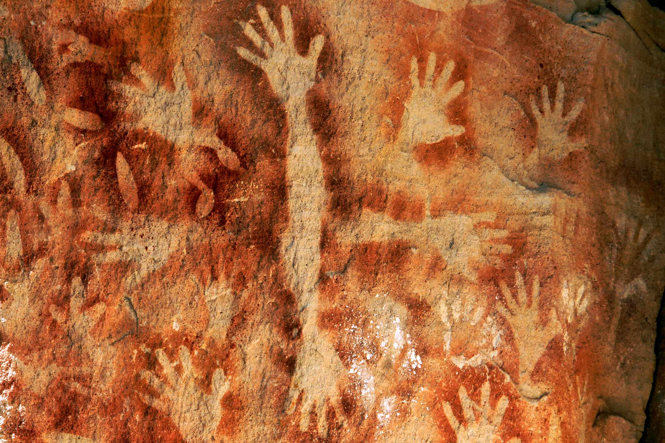 ancient-hands-cave-art2160