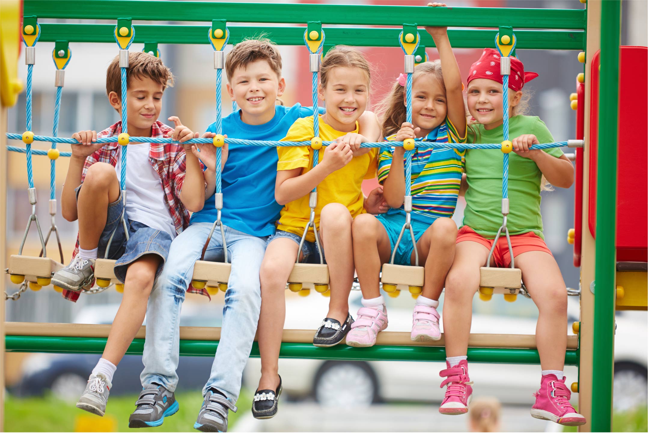 kids-friends-sitting-on-a-swing2160