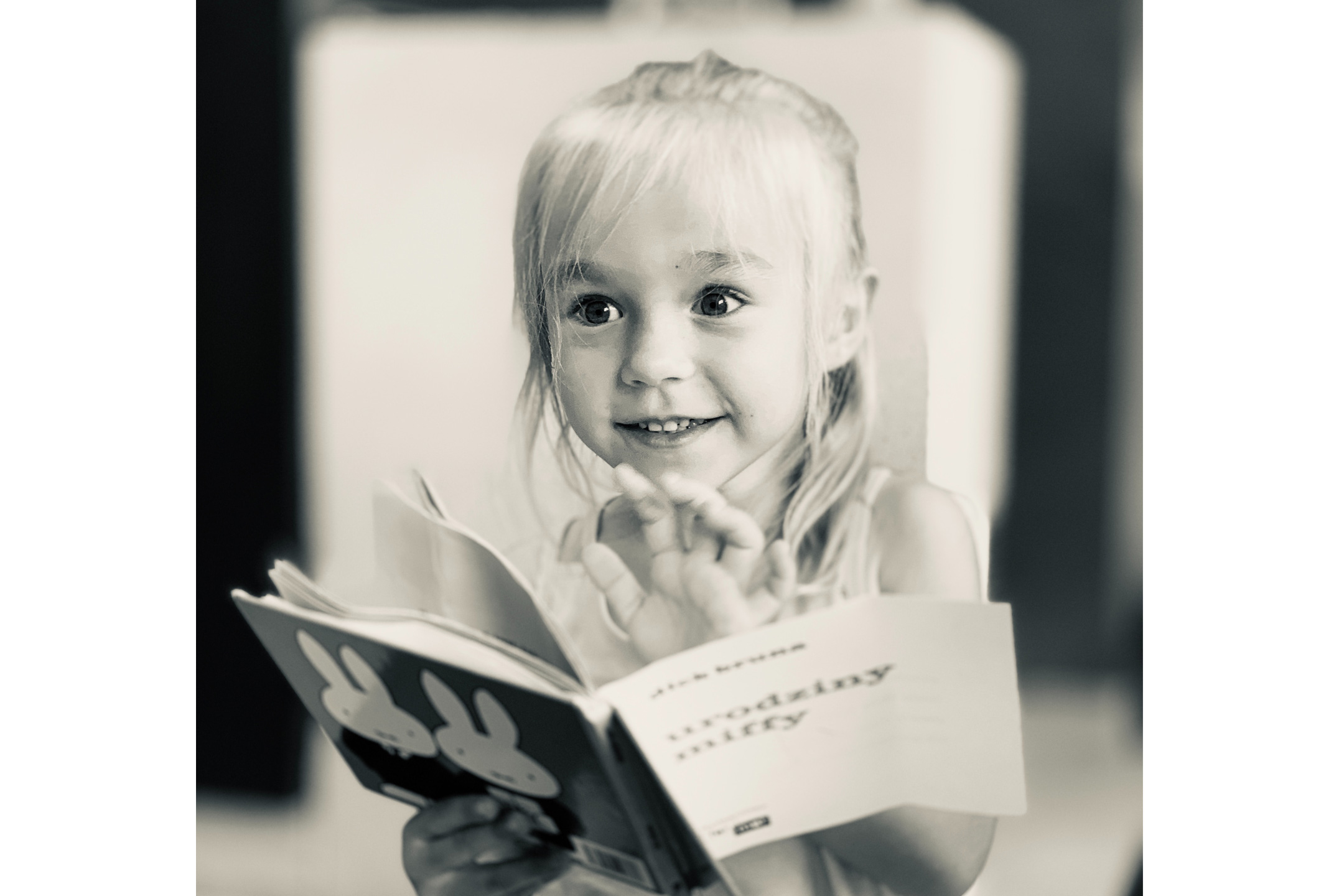 young-girl-reading-miffy2160