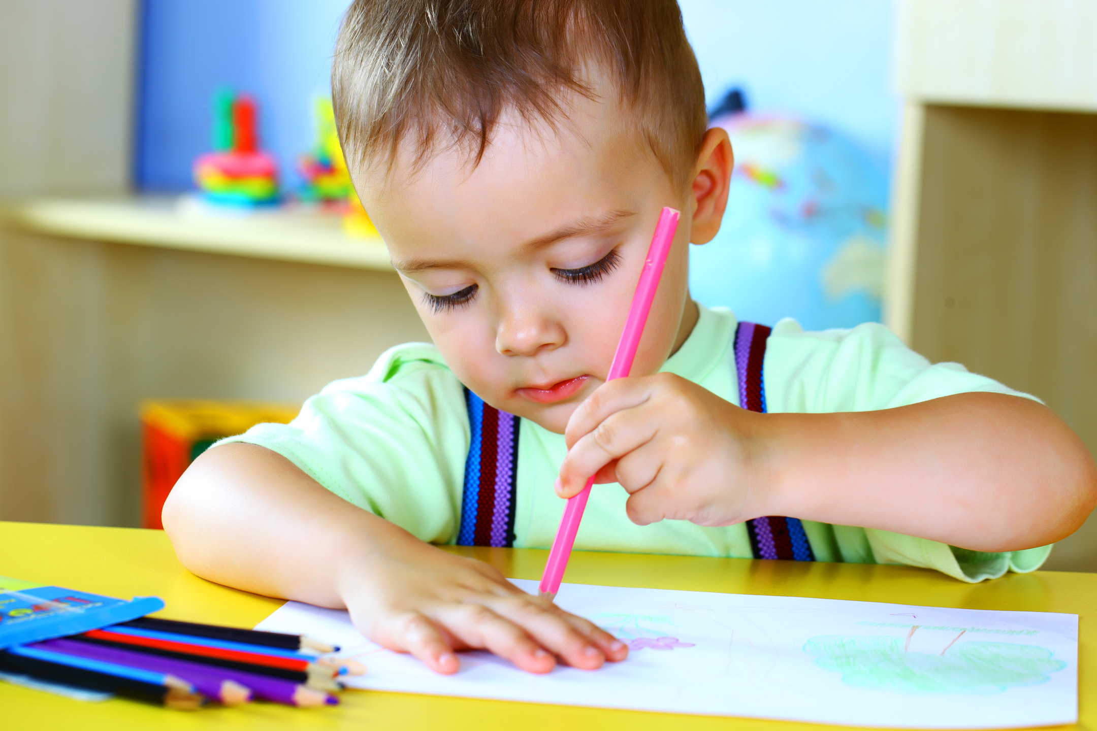 preschooler-drawing2160
