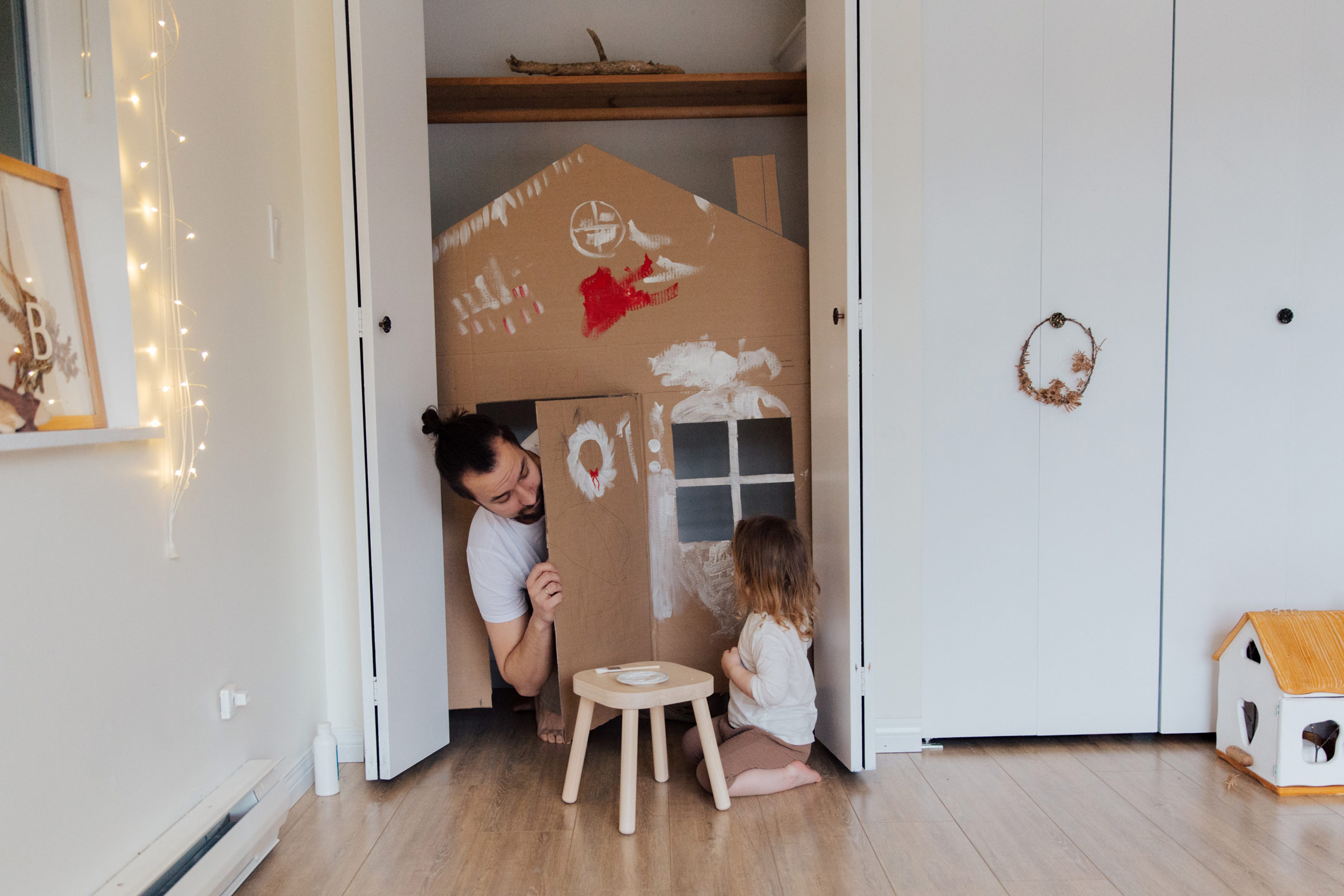 dad-and-daughter-cubby-playing
