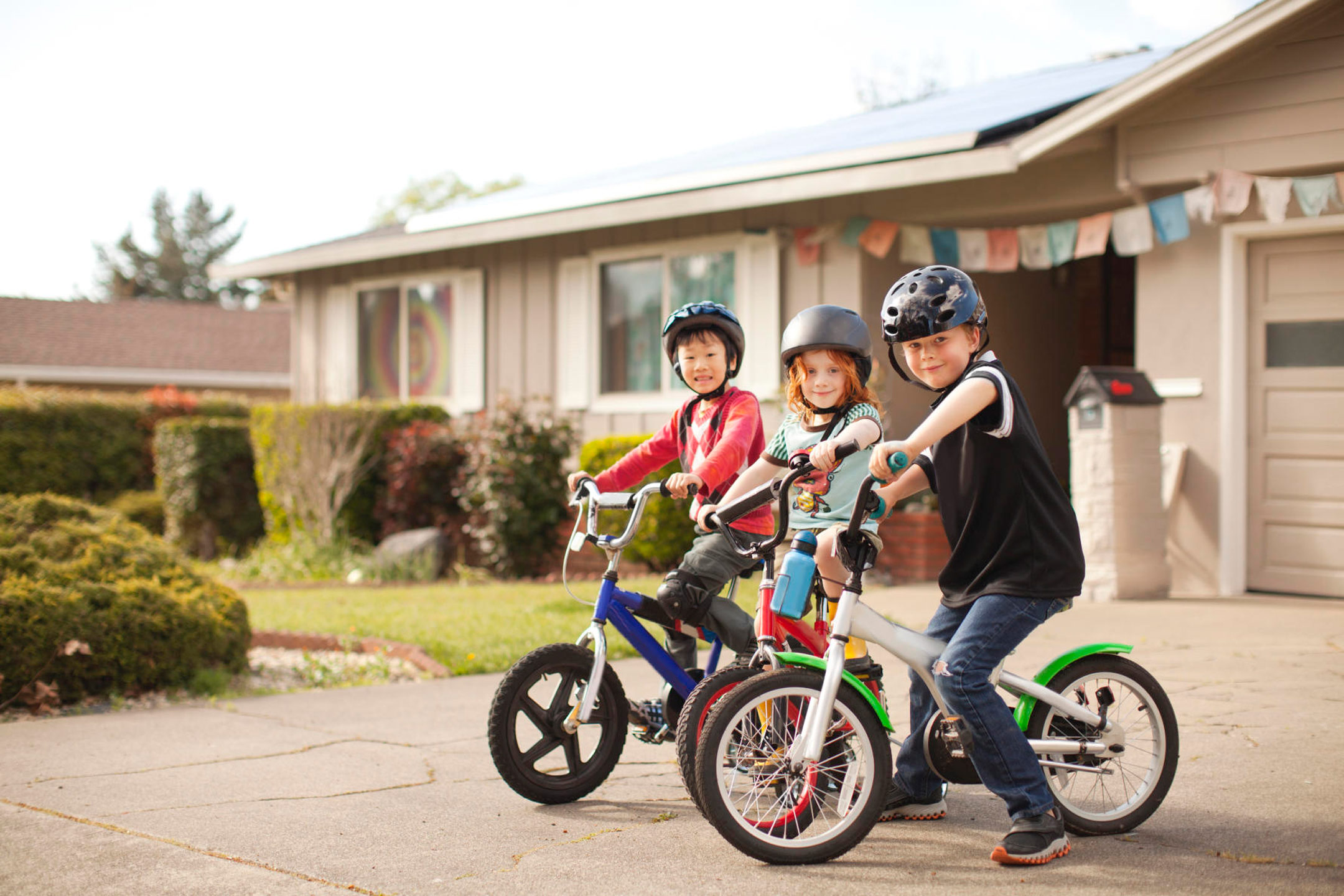 three-kids-on-bikes