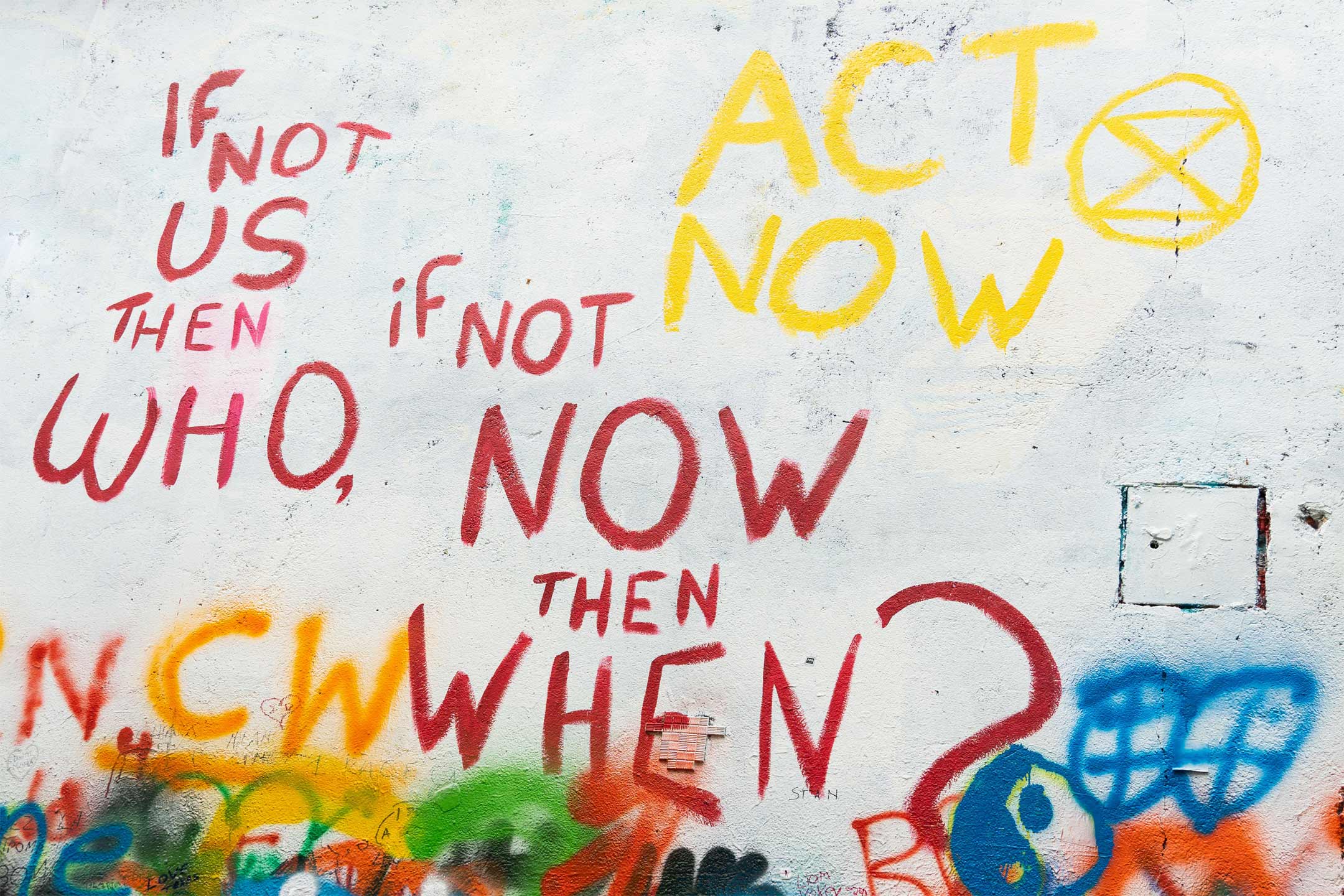 climate-change-graffiti2160