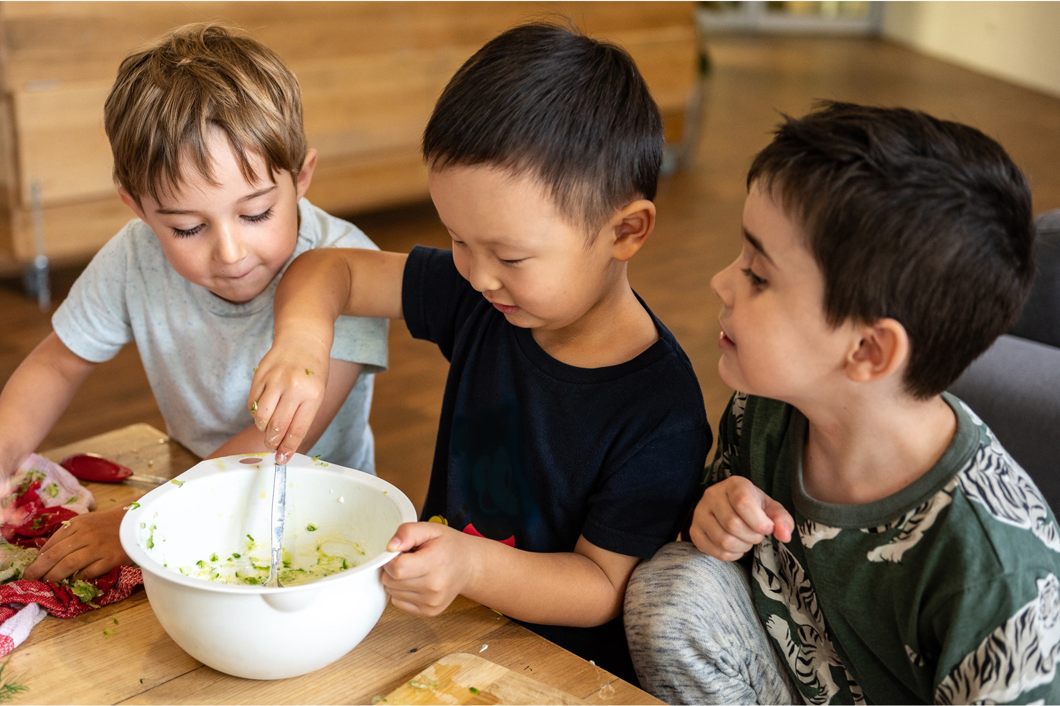 young-boys-cooking2160
